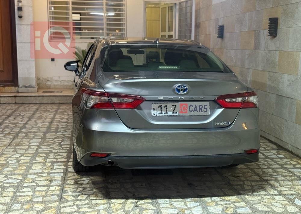 تۆیۆتا کامری